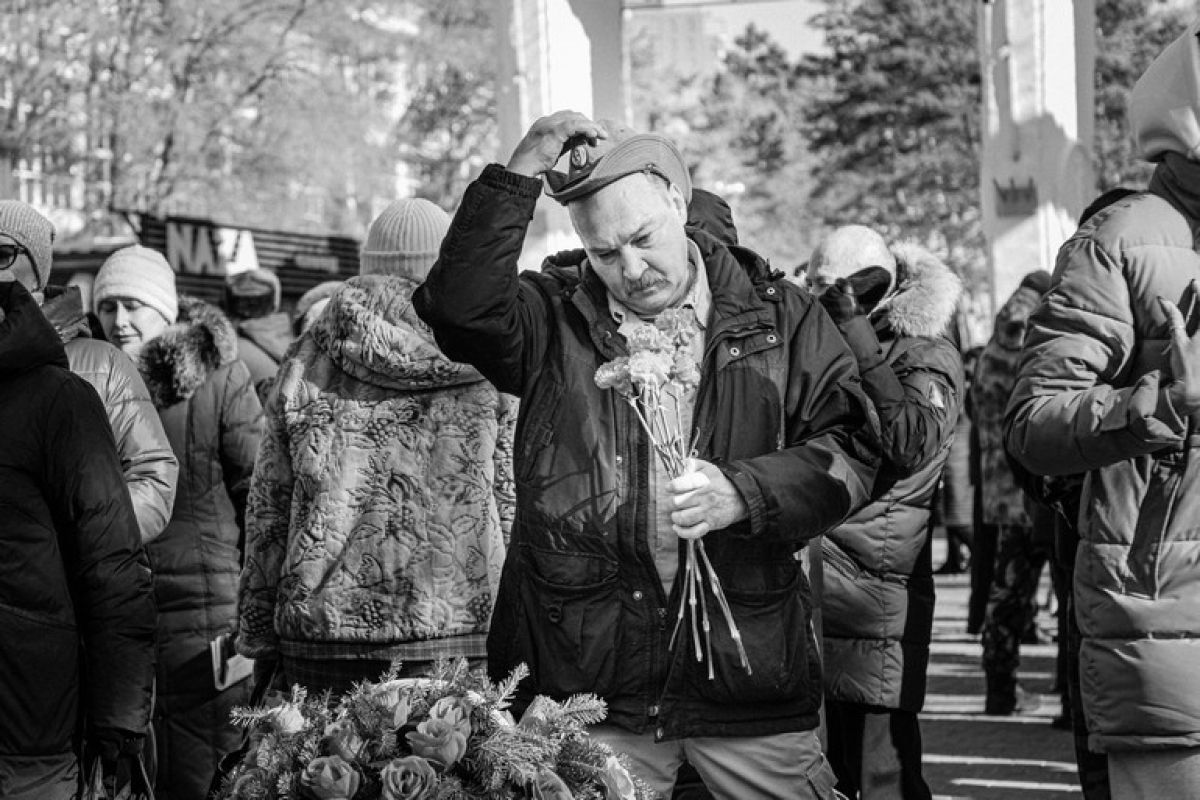 «Дело воинов продолжают дети и внуки». Колонна памяти прошла по Хабаровску